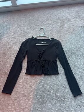 Kimchi Blue Black Long-Sleeve Tie-Front Peplum Top